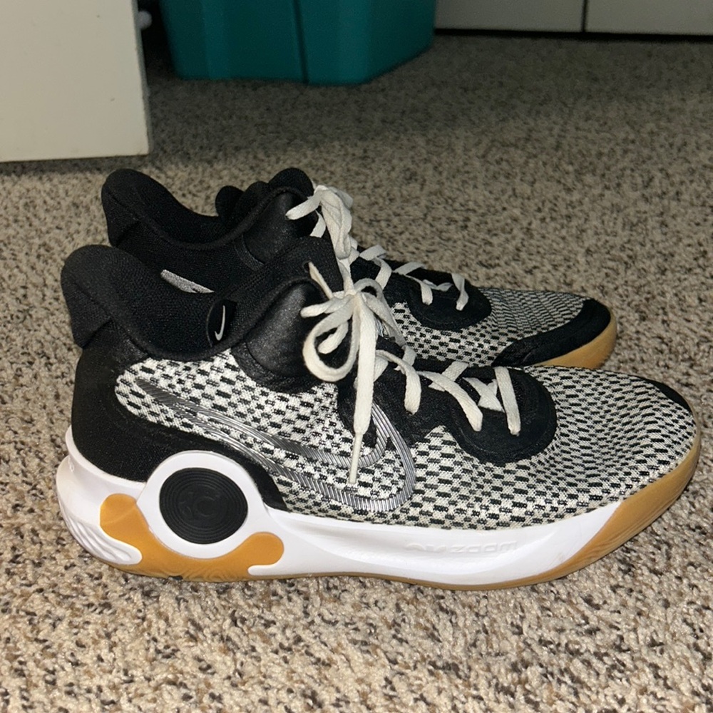 Nike Air Zoom - Renew